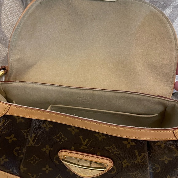 Louis Vuitton Beverly MM - Picture 11 of 15
